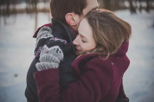 L'amore funziona se è diseguale. Quando nell'altro vediamo un dio
