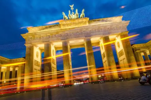 Berlino, il giorno della sirena. "Pronti per una catastrofe"