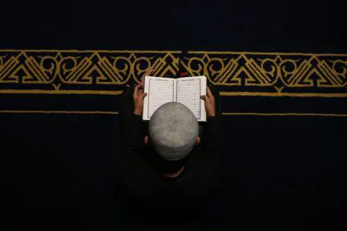 Pakistan, cristiano rifiuta pressioni del suo capo per aderire all'islam: condannato a morte per blasfemia