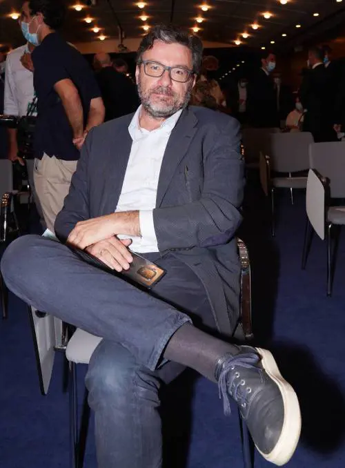 L'ex Ilva a rischio stop. Giorgetti gioca la carta della nazionalizzazione