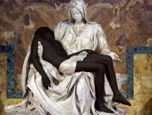 Pietà profanata in nome del buonismo