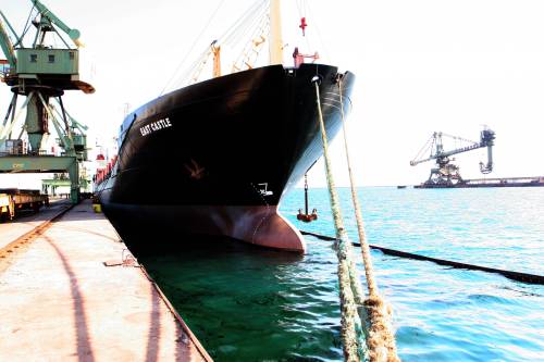 Un porto italiano è "in guerra" e ora scatta la sfida mondiale