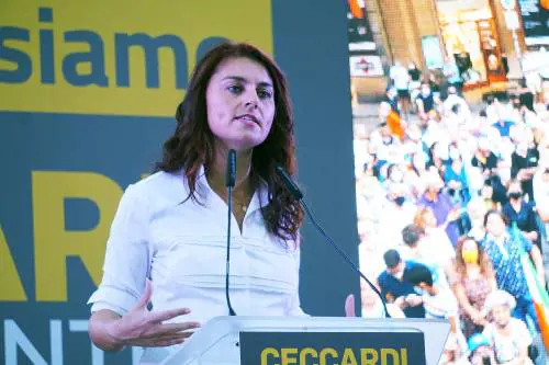 "Molestata da un adulto a 15 anni. Lo conoscevo". La confessione della Ceccardi