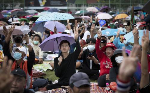 Bangkok fa la rivoluzione La "meglio gioventù" sfida il re (e la prigione)