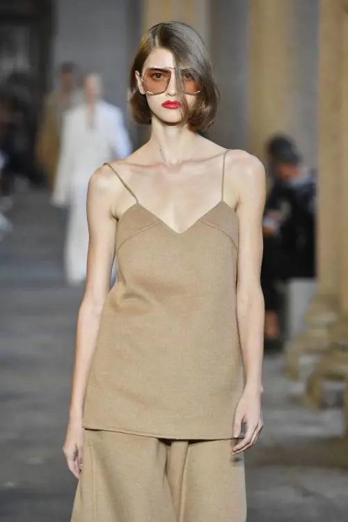 Attacco alla moda italiana. I francesi ci riprovano