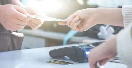 Per avere il bonus "Bancomat" servono 50 transazioni ogni sei mesi