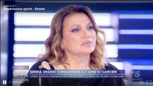 Serena Grandi condannata per non avere pagato i dipendenti: "Mio figlio ha pensato di farla finita"