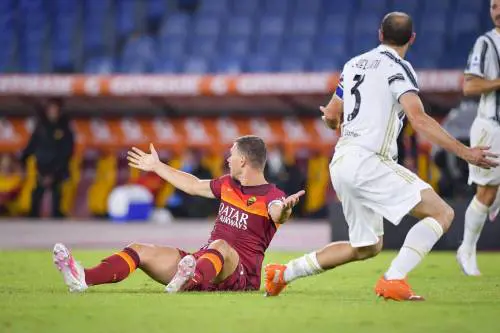 Il labiale di Dzeko con l'arbitro che fa infuriare tutti gli juventini