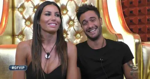 "Voglio fare l'amore con te", Elisabetta Gregoraci smentisce Pretelli e nega tutto: "Non ho mai detto quella cosa..."