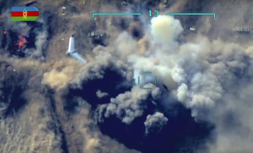 Il mistero dei droni "kamikaze": ecco cosa rivela questo video