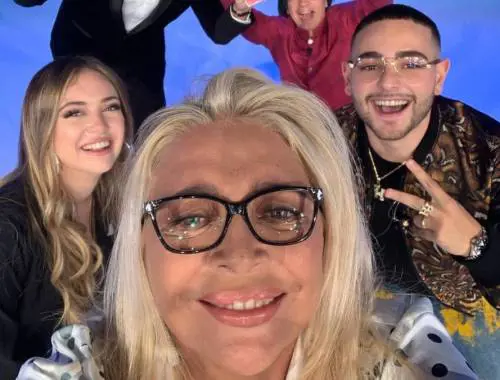 Domenica In, gaffe di Mara Venier: "Siete carini insieme". Ma lui è sposato