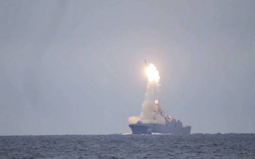Testato un missile ipersonico: così Putin fa tremare il mondo
