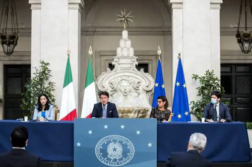 Il governo ci casca ancora: quanti scivoloni per un Dpcm