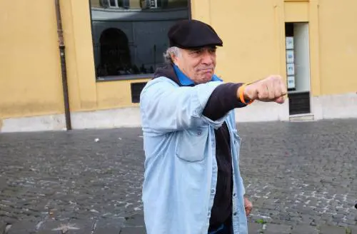 Dai socialisti ai no mask: la battaglia di Montesano contro la mascherina