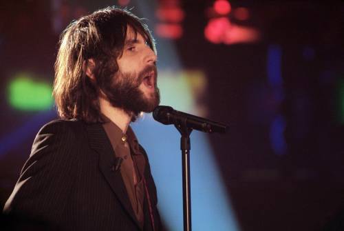 Bianconi canta (e scrive) senza Baustelle: "Sono più minimale e anche più nudo"