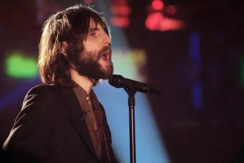 Bianconi canta (e scrive) senza Baustelle: "Sono più minimale e anche più nudo"