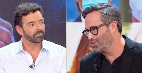 La figuraccia di Baldini su Tiziano Ferro: "Alcolista? Ora capisco il rosso relativo"