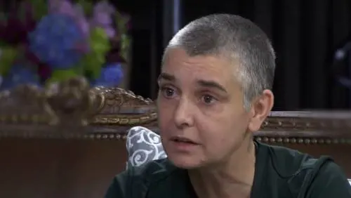 L'appello choc della cantante "Sono paralizzata, muoio di fame"