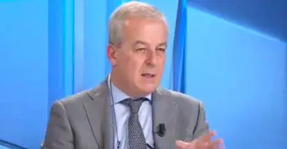 Coronavirus, l'annuncio di Locatelli: "Vaccino da metà gennaio"
