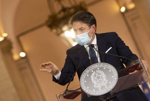 Conte: "Strategia diversa". Poi respinge di nuovo il Mes