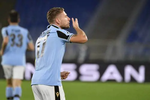 Tamponi a due velocità. L'Uefa riferma Immobile ma in Italia ha giocato