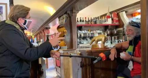 "Non è lei a non volermi" Corona ora rivela tutto