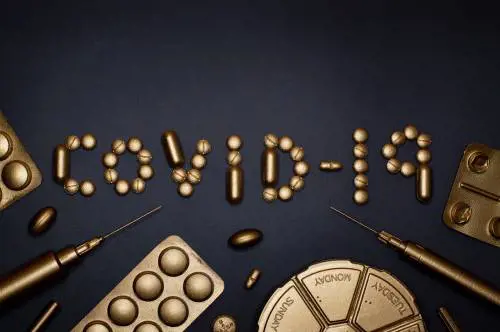 Covid, perché carica virale è alta? Ecco cosa è cambiato dall'estate