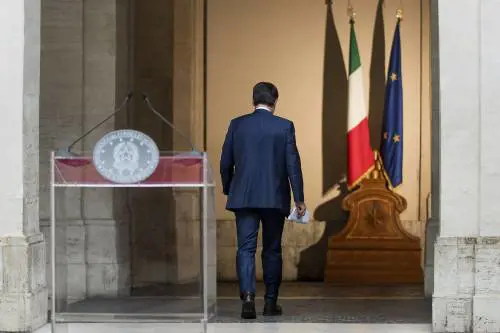 Il pressing trasversale per l'unità nazionale. "Giuseppi è un incapace"