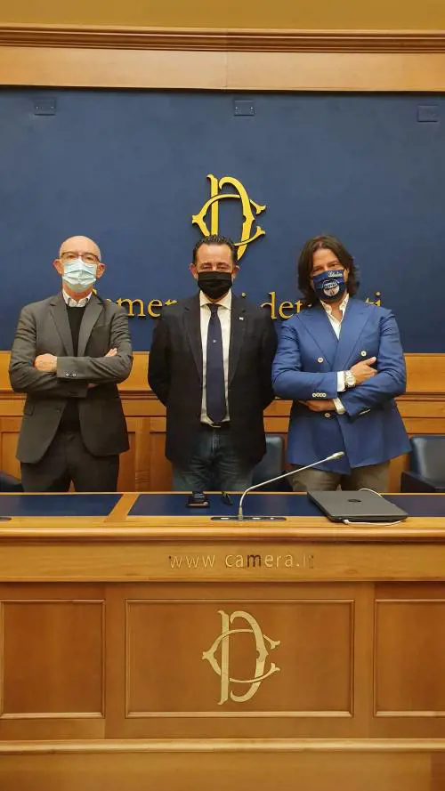 Sciopero della fame FdI: "Le chiusure fucilano i ristoratori"