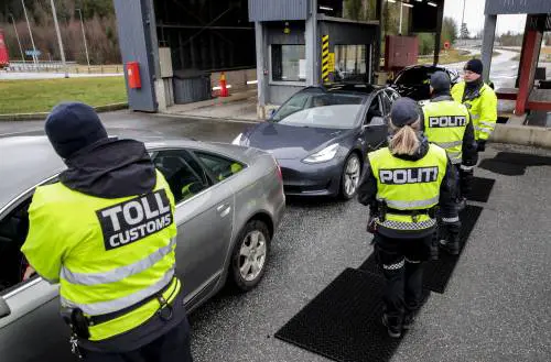Covid, lo strano caso norvegese e la "strategia dei piccoli passi"