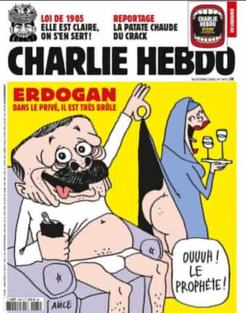 Vignetta di Charlie Hebdo contro Erdogan: mezzo nudo mentre scopre sedere a una donna