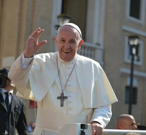 Il Papa torna a viaggiare e vola in Irak
