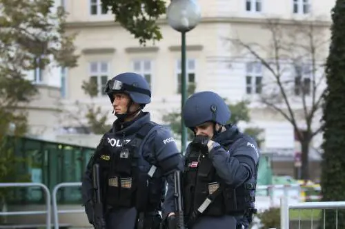 Vienna, cosa sappiamo dell'attentato