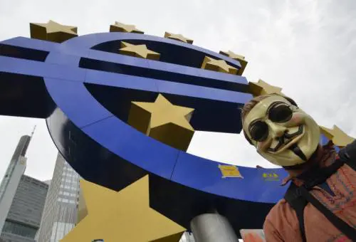 "Ricorda il 5 novembre": la congiura e la V di vendetta