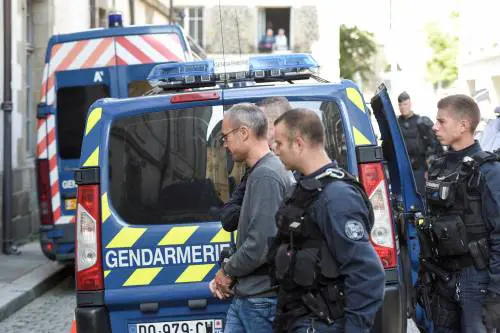 E la Francia nega l'estradizione per Vecchi il "black bloc" condannato a 13 anni per il G8