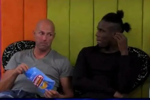 Stefano Bettarini ha bestemmiato? Il video che fa insorgere il web