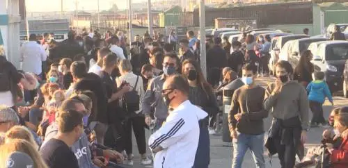 Vietato ai lidi ostacolare l’accesso alla battigia: prosegue la guerra a Ostia