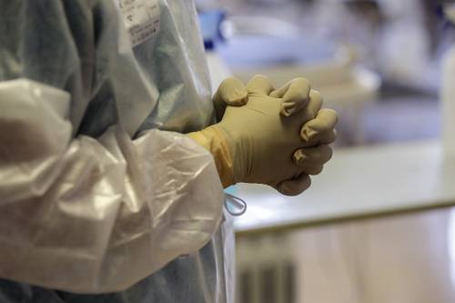 Gli ospedali lasciati soli: non arrivano più donazioni