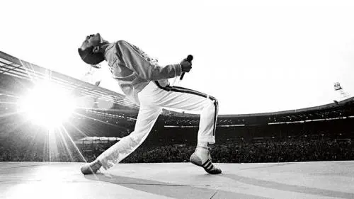 L'obiettivo è Freddie Mercury. Le foto di una leggenda rock