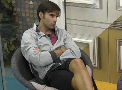 Gf Vip, incidente 'horror' per Massimiliano Morra: "C'è l'osso fuori"