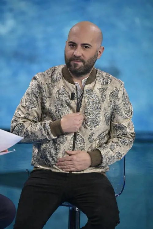 "Umani, non politici. Ecco il nostro disco in cerca di Contatto"