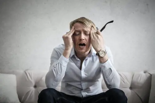 Ecco cosa unisce lo stress e il cerume