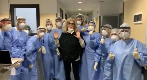 "Iva Zanicchi è tornata a casa" Ecco come sta dopo il Covid 19