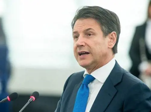 Conte sotto accusa: "Colpa mia, ma i ministri sapevano"