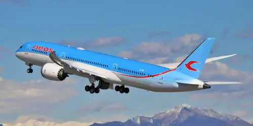 Tamponi e test rapidi: da Malpensa alla Cina il primo volo Covid free