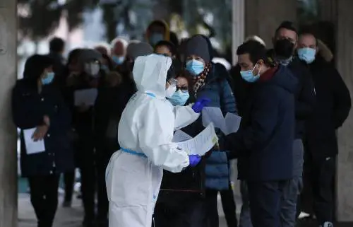 Concluso lo screening di massa in Alto Adige. Testato il 70% della popolazione (1% positivo)