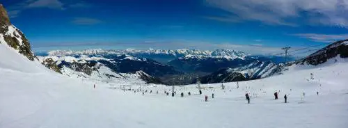 Sulla neve anche d'estate: così si torna a sciare