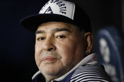 Dopo la morte di Maradona c'è il via libera al condono fiscale
