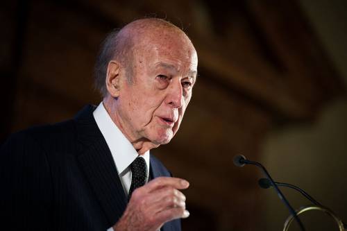 Morto l'ex presidente francese Valery Giscard d'Estaing
