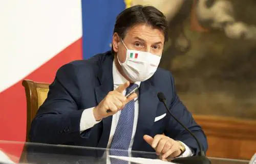 Conte adesso si blinda "Non cadrò sul Mes..."